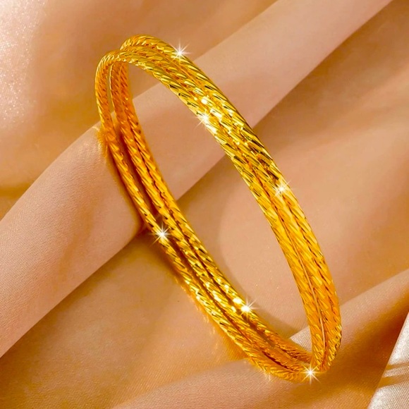 Beautiful 7 sets metal bangles - Picture 4 of 8